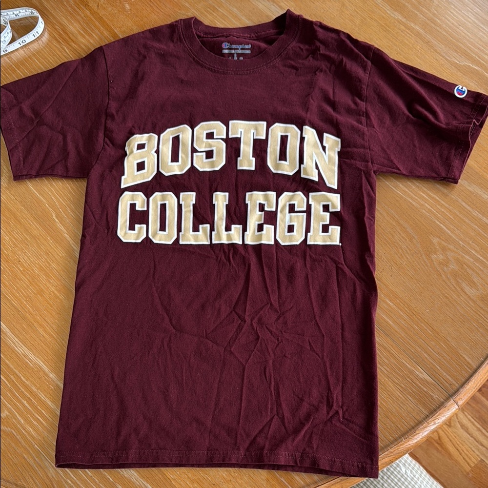 Champion Red and Cream Short Sleeve Tee BOSTON COLLEGE Size Small